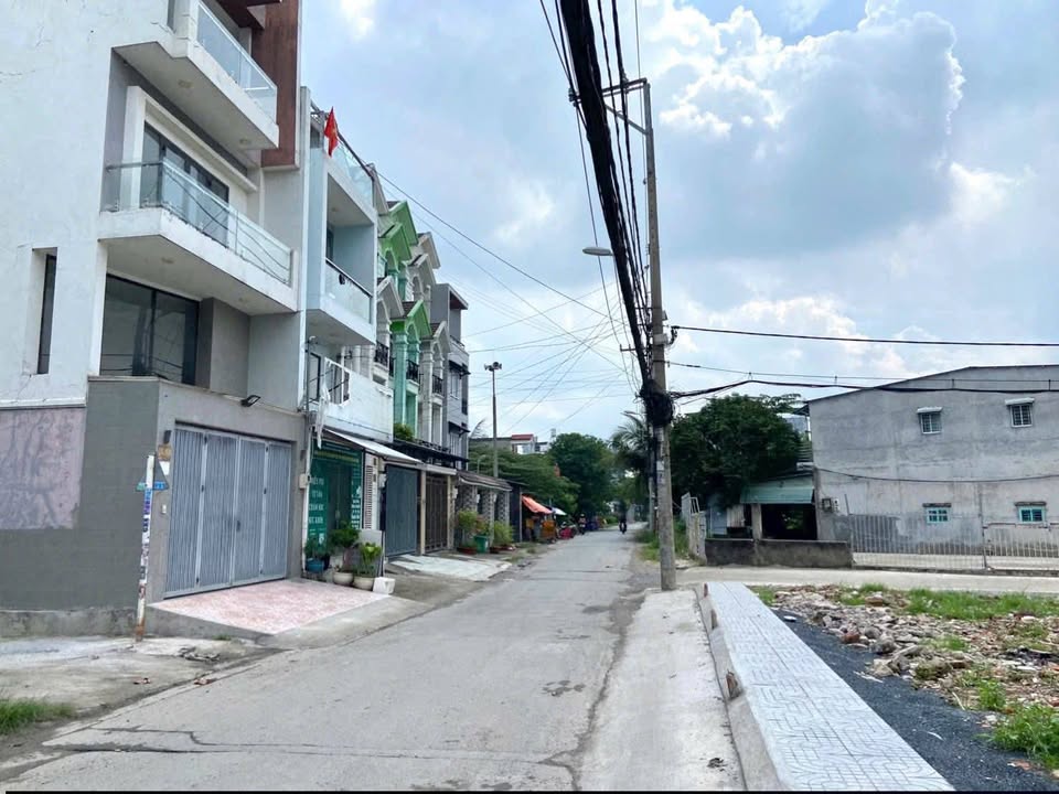 Đất nền mặt tiền đường Thạnh Xuân 43, quận 12 - Giá 4.65 tỷ, đầu tư sinh lời!