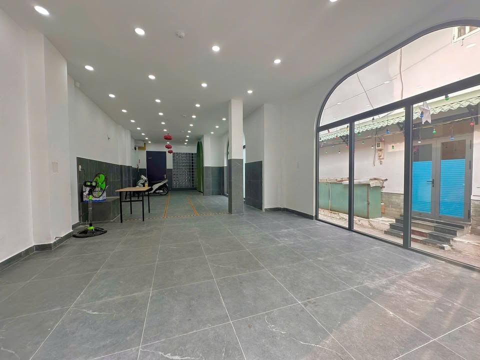 Mặt bằng kinh doanh cho thuê tại Gò Vấp 25m² giá 10 triệu - Chính chủ, thuận tiện kinh doanh!