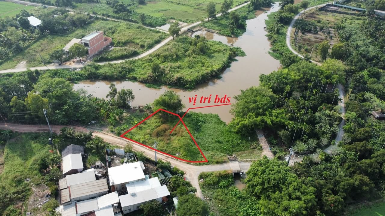 Đất mặt tiền rạch Đá Hàn Củ Chi 457m² giá 3.3 tỷ - View đẹp, giá thương lượng!
