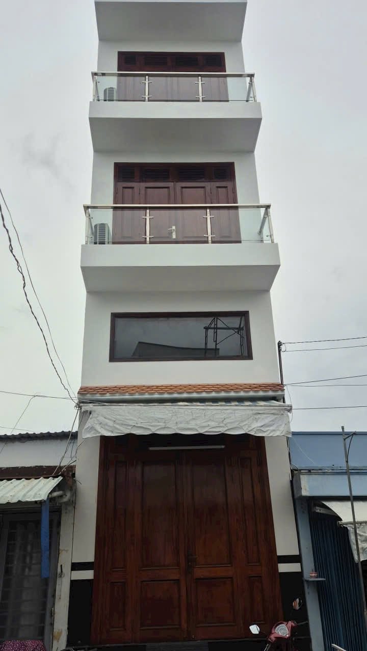 FrontHouse 54 Hùng Vương, Ninh Kiều, Cần Thơ 42m² giá 4.65 tỷ - Vị trí vàng cho kinh doanh!