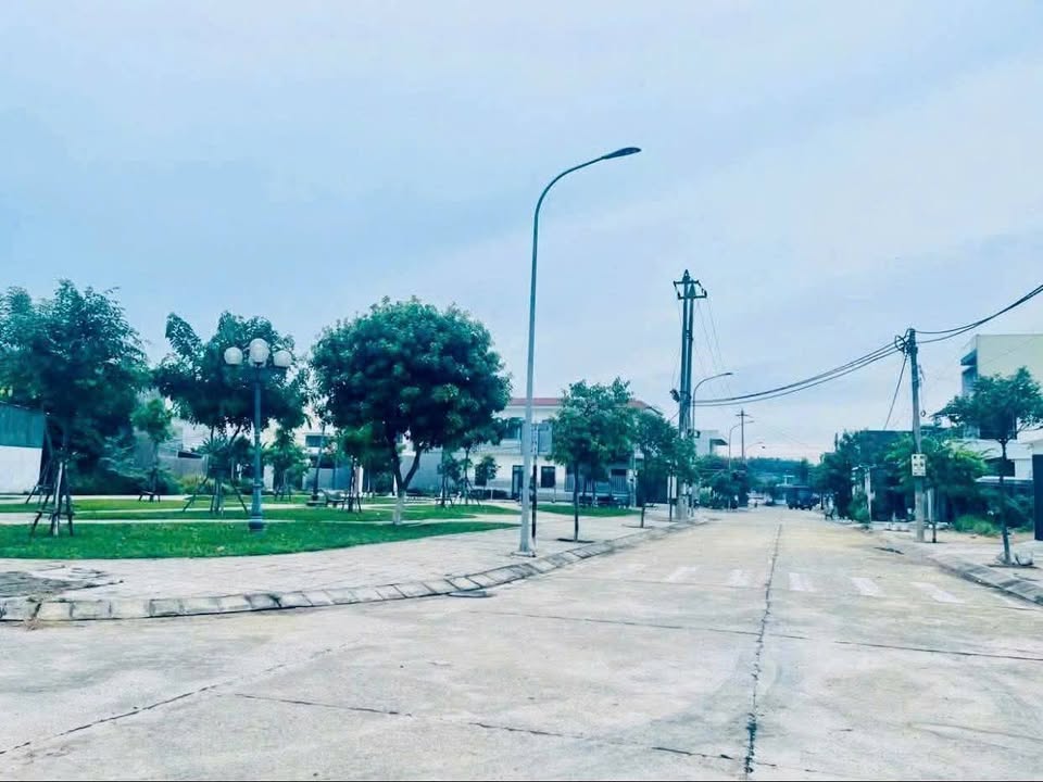 Đất nền KDC Sành Sứ, Tư Nghĩa, 110m² giá 900 triệu - Đầu tư sinh lời ngay!