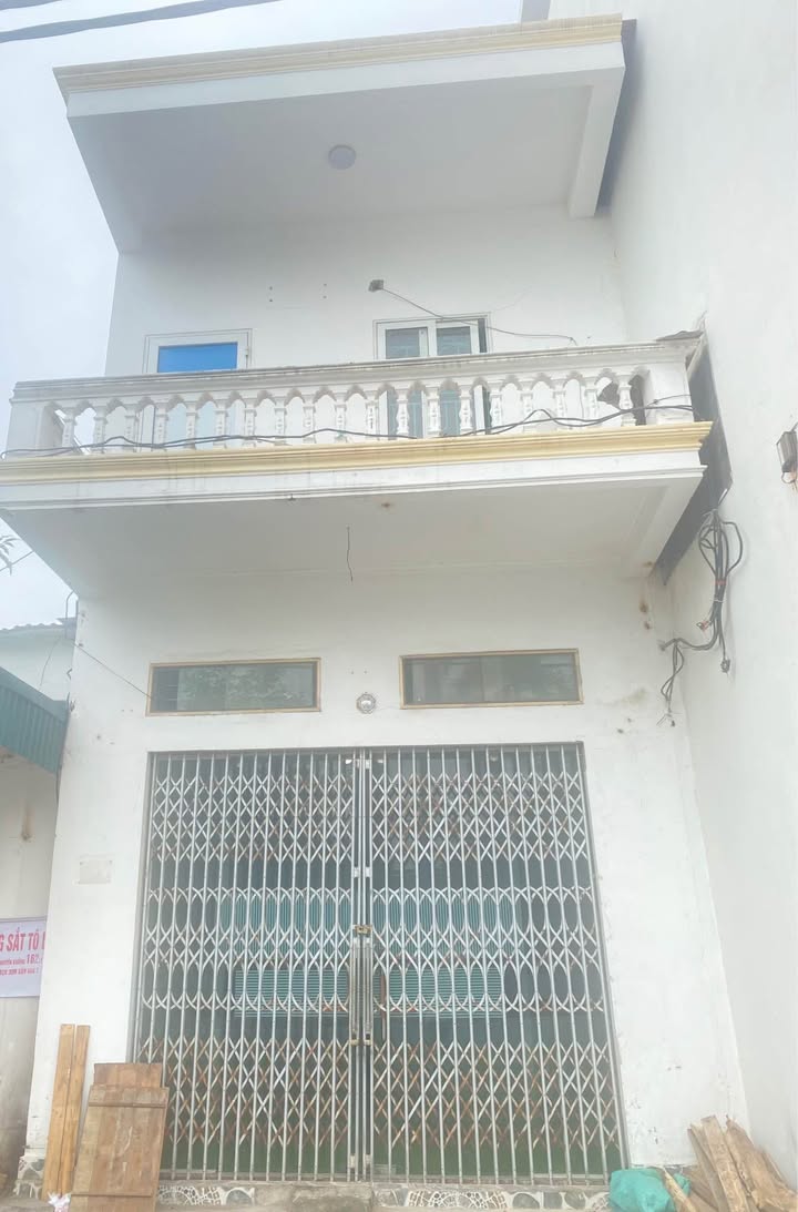 Nhà 2 tầng mặt đường Lý Bôn Thái Bình, diện tích 39m² giá 3 tỷ - Cơ hội đầu tư tuyệt vời!
