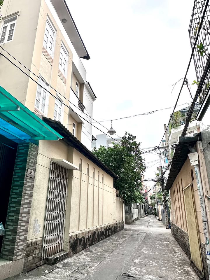 Nhà mặt tiền Lê Đại Hành, Quận 11, 60m² giá 6 tỷ - Cơ hội đầu tư tuyệt vời!