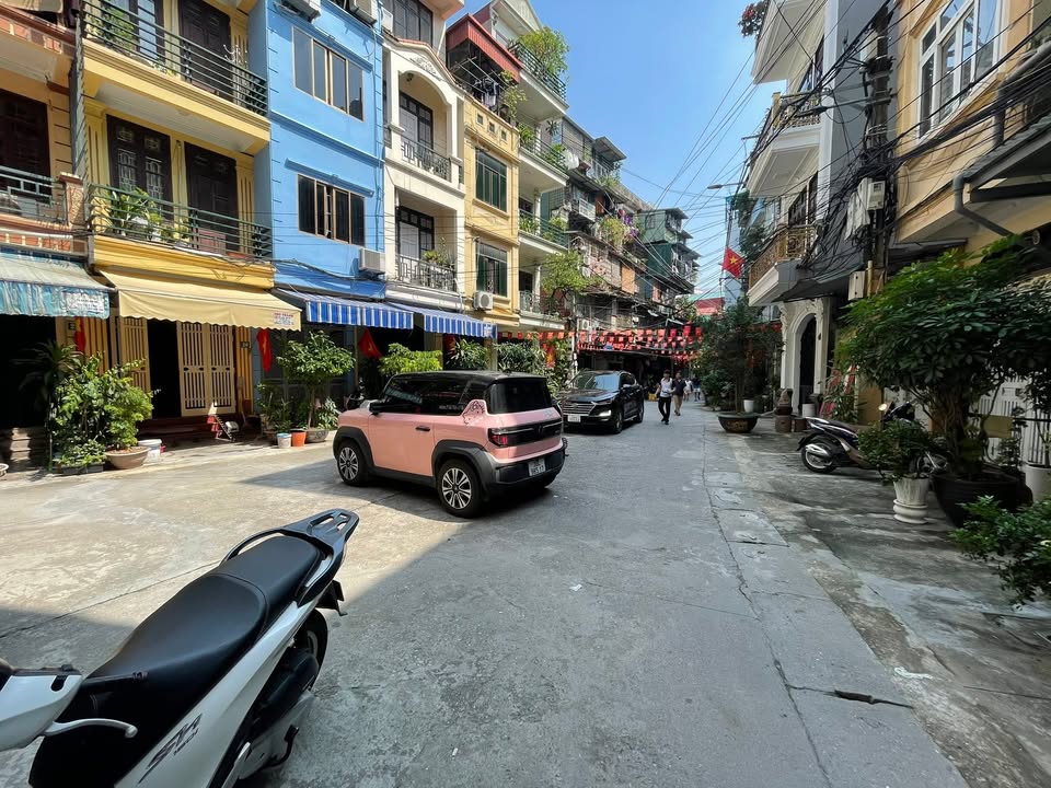 Bán nhà FrontHouse Tân Ấp, Ba Đình 56m² - Thiết kế đẹp như khách sạn!