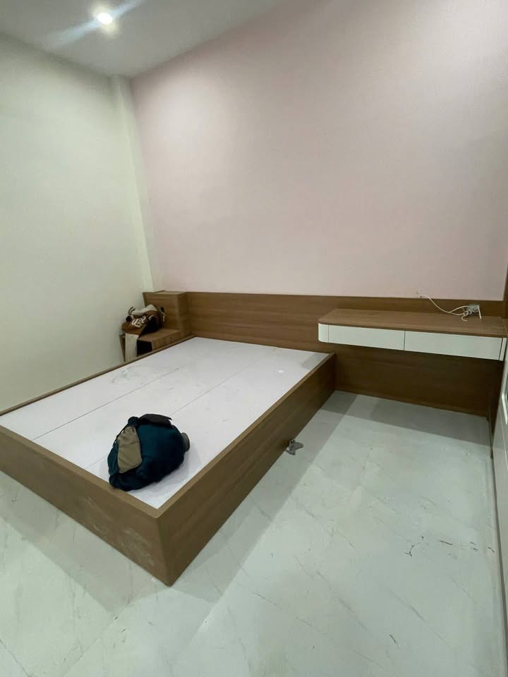 Nhà 3 tầng đẹp mặt tiền Nam Sơn, Hải Châu 87m² giá 7 tỷ - Khu dân trí cao!