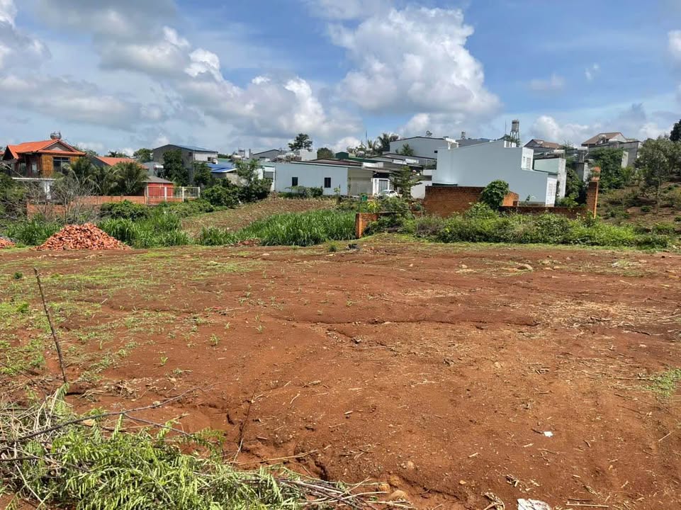 Lô đất tiềm năng tại hẻm 427 Y Moal, Buôn Ma Thuột 550,7m² - Đầu tư lý tưởng!