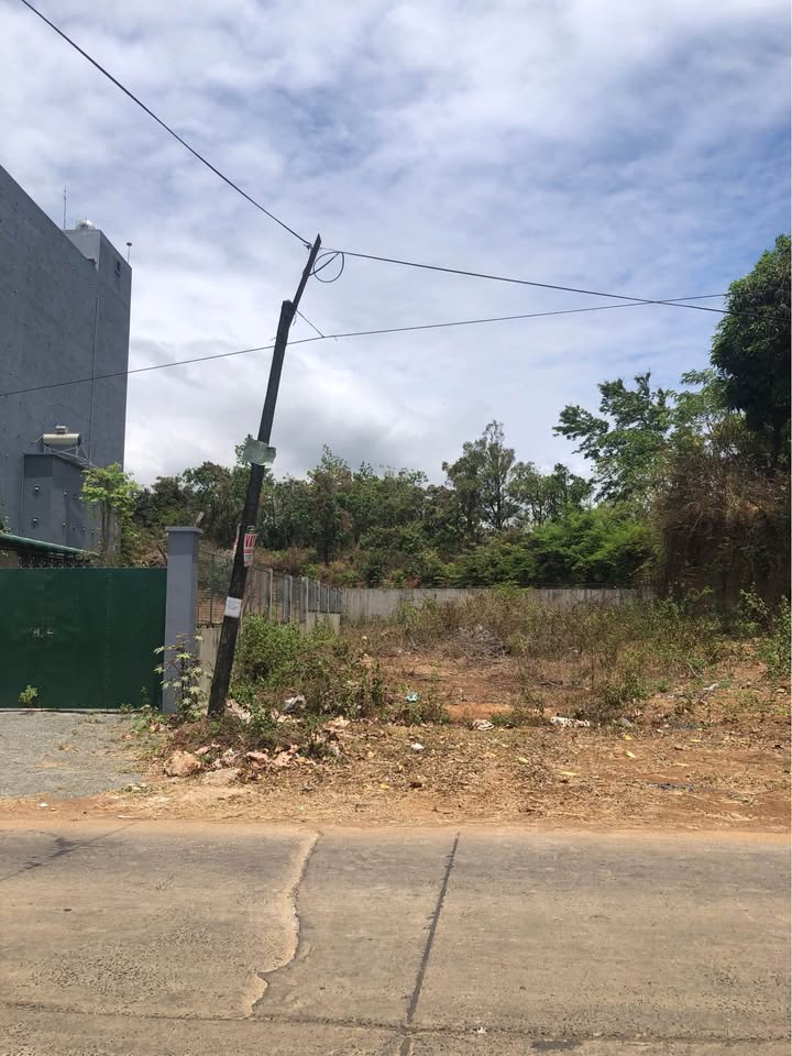 Mặt tiền kinh doanh Cư Êbur 160m² giá 1.4 tỷ - Tiềm năng tăng giá cao!