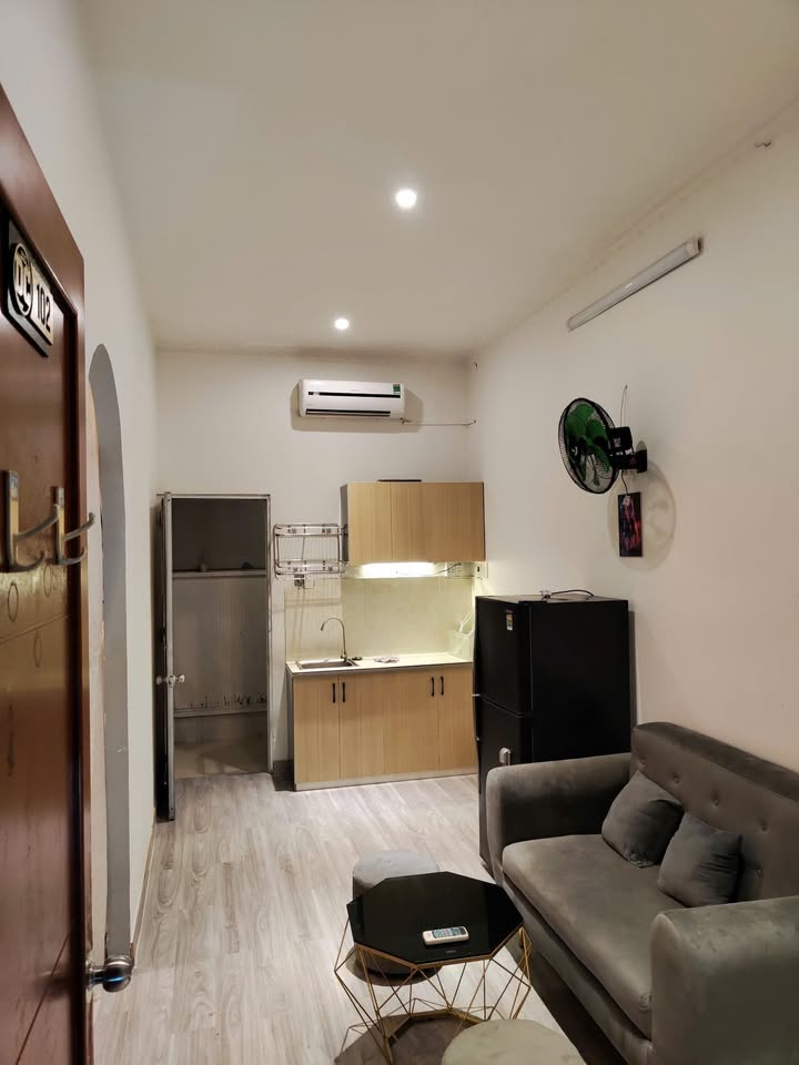 Căn hộ 1 phòng ngủ Phú Nhuận giá thỏa thuận - Ban công thoáng mát