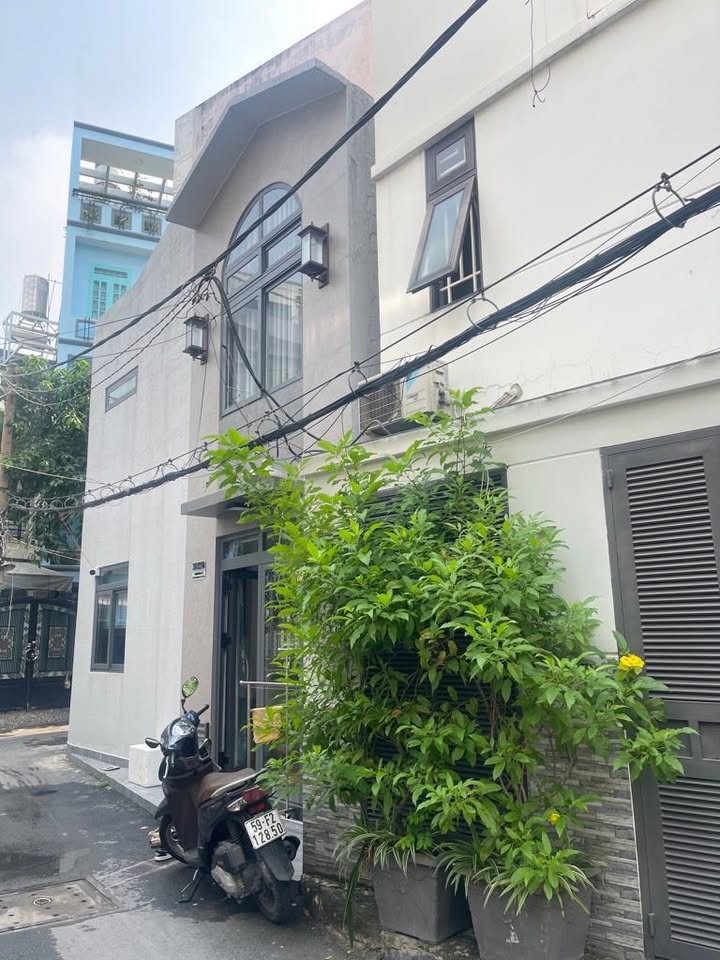 Small House Nguyễn Văn Đậu Bình Thạnh 18m² giá 2.9 tỷ - Căn góc thoáng mát, full nội thất!