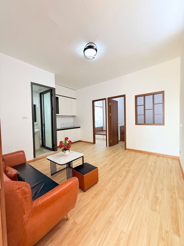 Căn hộ 2 ngủ Phạm Thận Duật, Cầu Giấy 50m² giá 2.2 tỷ - Full nội thất, sẵn sàng ở ngay!