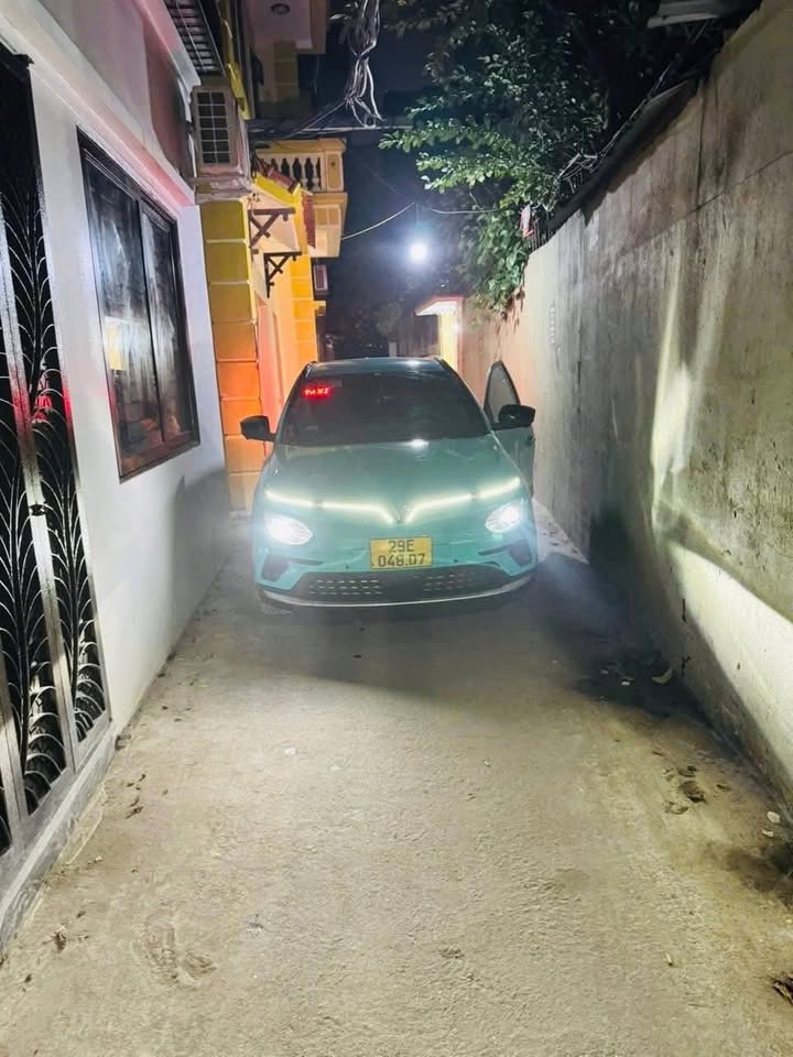 Nhà phố Trần Duy Hưng 48m² giá 13.3 tỷ - Ô tô vào tận nhà, thang máy hiện đại!