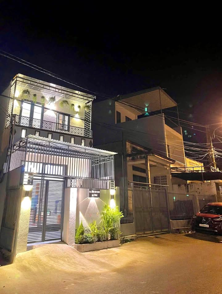 Nhà mặt tiền Đinh Công Tráng, Buôn Ma Thuột 51.6m² giá 3.1 tỷ - Sẵn sàng vào ở!