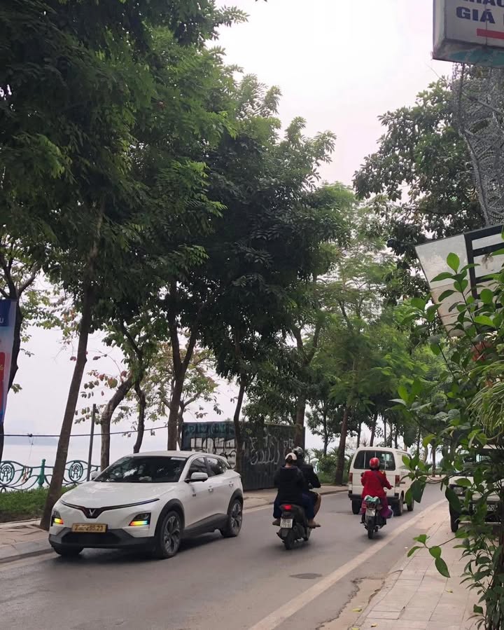 Nhà đẹp Tây Hồ 63m² giá 17 tỷ - Sổ đỏ chính chủ, giao dịch nhanh!