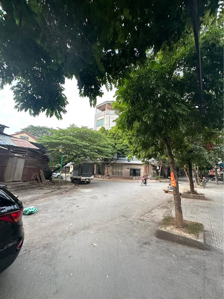 Nhà phố Lê Hồng Phong, Hà Đông 64m² giá 15.4 tỷ - Đầu tư sinh lời ngay!