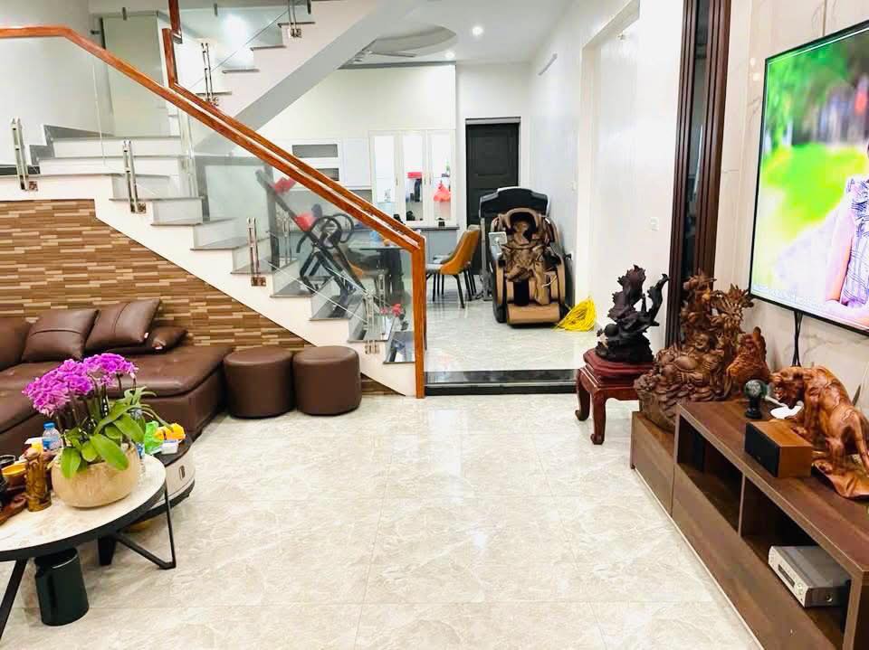 Nhà 3 tầng 75,4m² Nguyễn Văn Linh, Lê Chân, Hải Phòng - Giá 4,5 tỷ thương lượng!