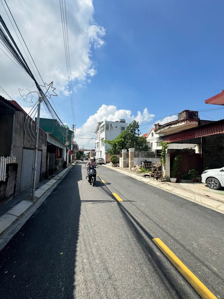 Đất mặt đường Cát Linh, Hải An 100m² giá 3.8 tỷ - Đầu tư sinh lời ngay!