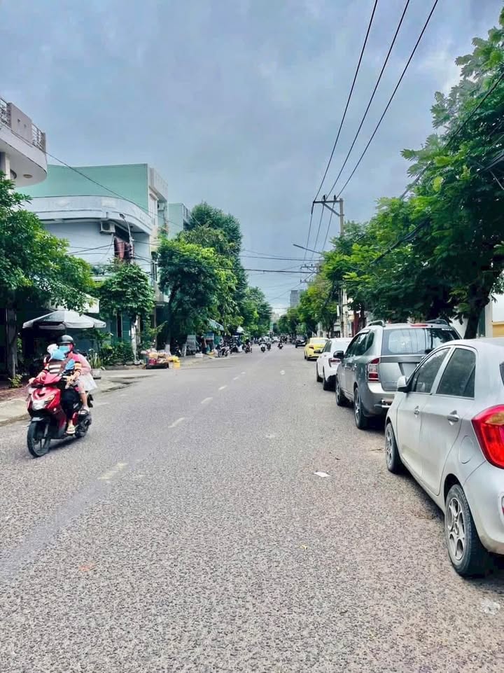 Nhà mặt tiền kinh doanh Nguyễn Thái Học Quy Nhơn 150m² giá 16.5 tỷ - Vị trí đắc địa cho đầu tư!