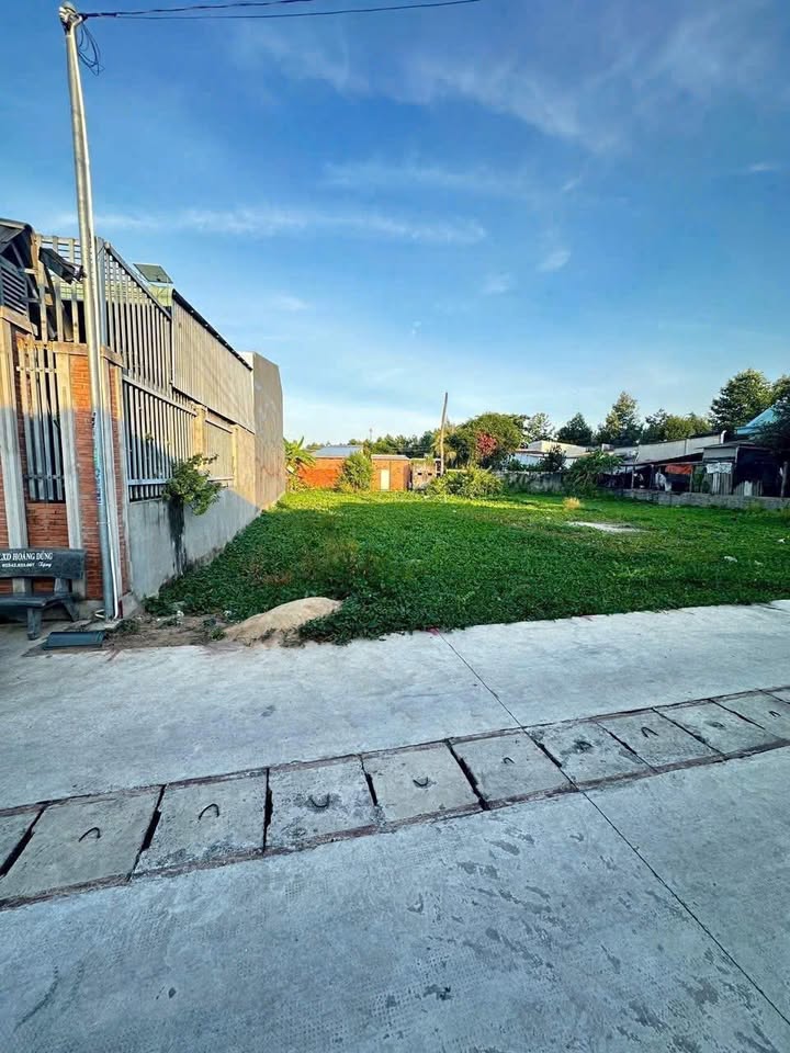 Đất nền Long Điền 175m² giá 1.7 tỷ - Mặt tiền đường bê tông, gần chợ