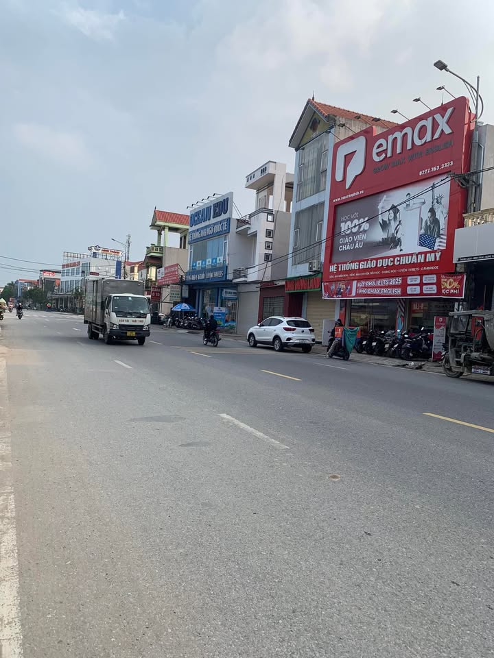 Đất nền mặt Quốc Lộ 39A, Thị Trấn Hưng Hà, 90m² giá 5 tỷ - Đầu tư sinh lời ngay!