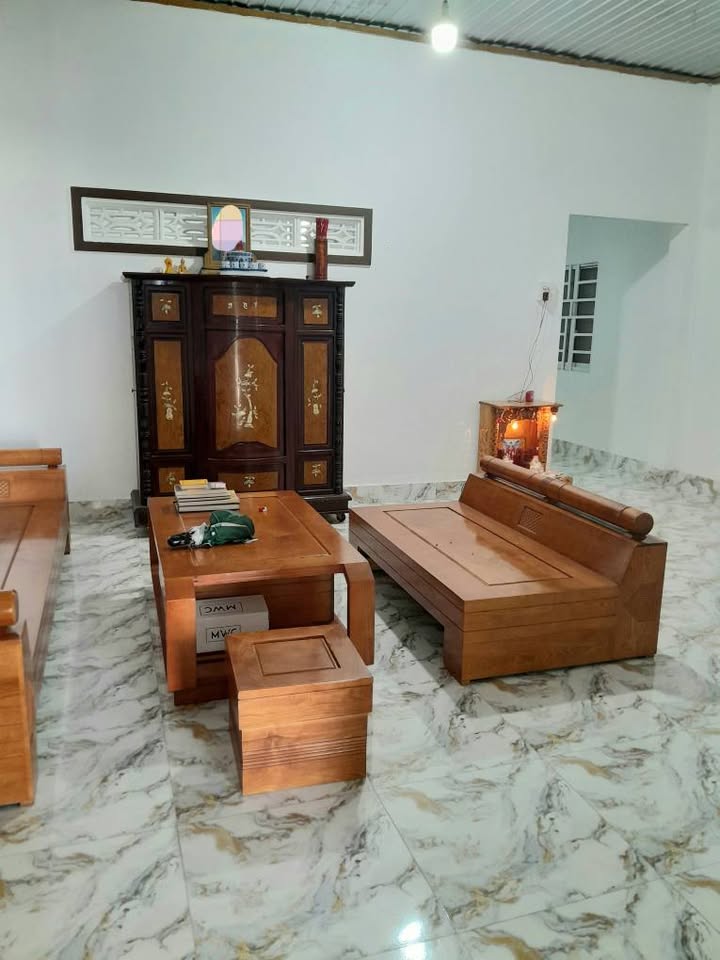 Nhà mặt tiền Trần Cao Vân, Bảo Lộc 143m² giá 2.35 tỷ - Cơ hội vàng cho nhà đầu tư!