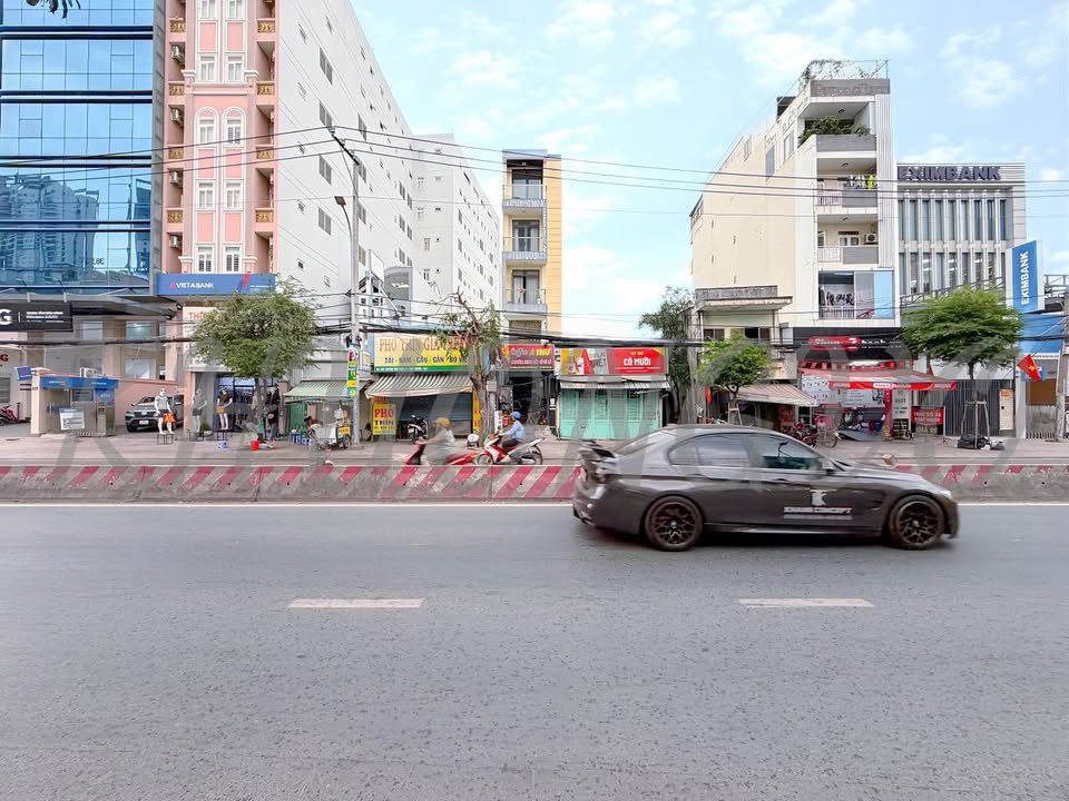 Nhà mặt tiền kinh doanh đường Huỳnh Tấn Phát, quận 7, diện tích 95m², giá 14.6 tỷ - Đầu tư sinh lời ngay!