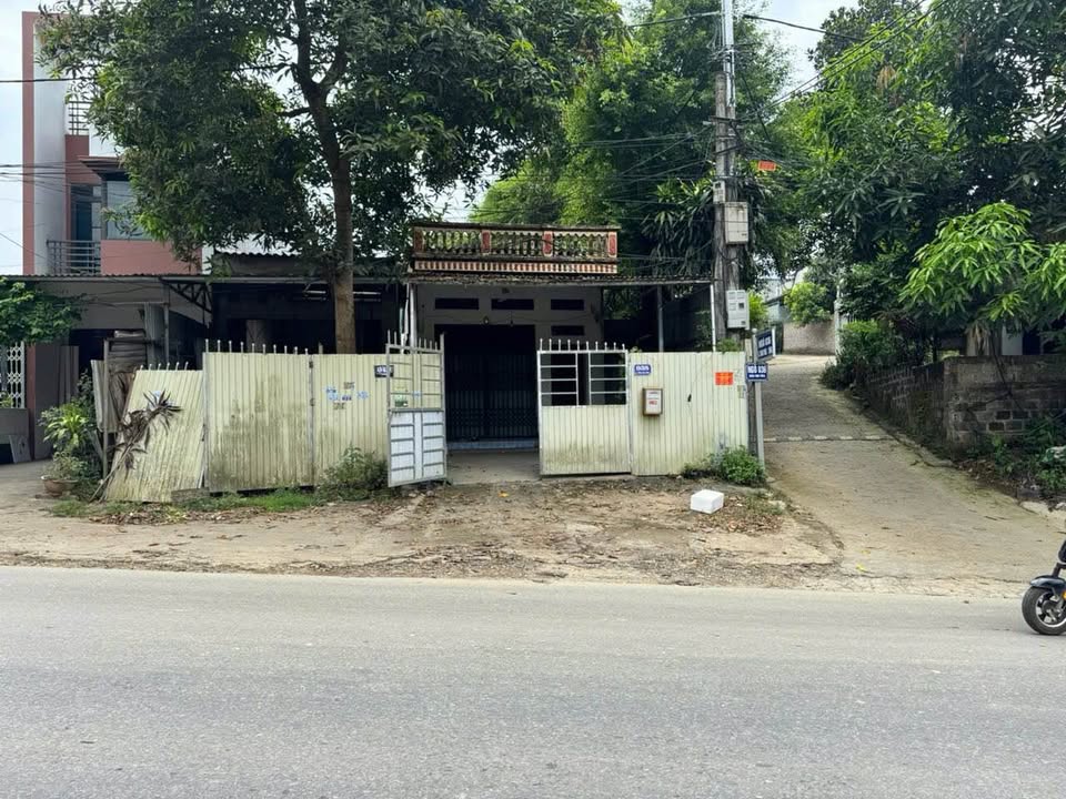 Nhà C4 195m² mặt tiền Tỉnh lộ 156, Lào Cai giá 1.85 tỷ - Đầu tư sinh lời ngay!