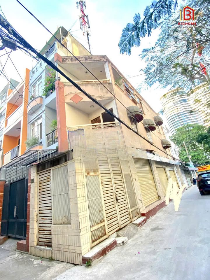 Nhà mặt tiền Ngô Tất Tố, Bình Thạnh 39m² giá 12.2 tỷ - Kinh doanh sầm uất!