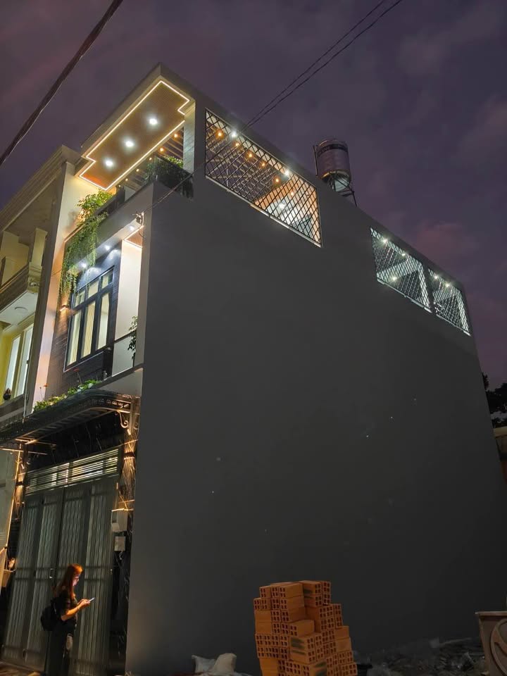 Nhà phố đường TX43, Quận 12, 58m² giá 5.45 tỷ - Chính chủ bán gấp!