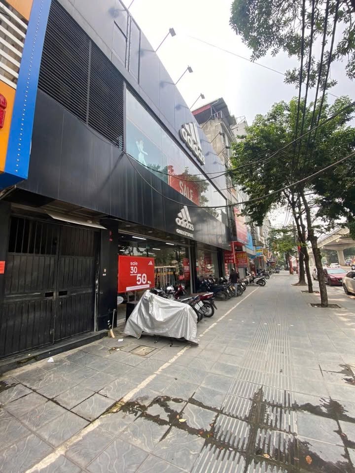 Mặt phố Cầu Diễn Bắc Từ Liêm 550m² giá 198 tỷ - Vị trí đắc địa sầm uất!