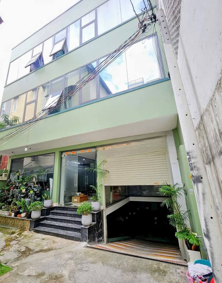 Nhà 14 Phòng Cho Thuê tại Tây Thạnh, Tân Phú 170m² - Giá Hấp Dẫn 15,5 Tỷ!