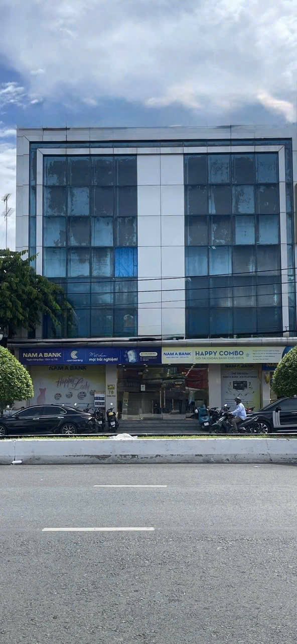 Văn phòng cho thuê tại Rạch Giá 290m² giá 100 triệu - Vị trí đắc địa ngay trung tâm