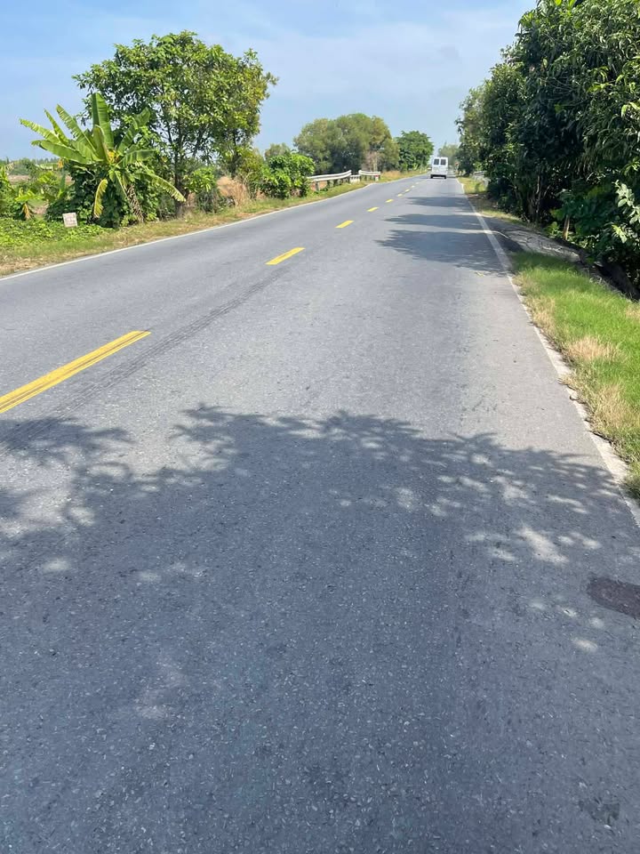 Đất thổ cư 2400m² mặt tiền Quốc lộ N2 - Giá 1.7 tỷ, thương lượng!