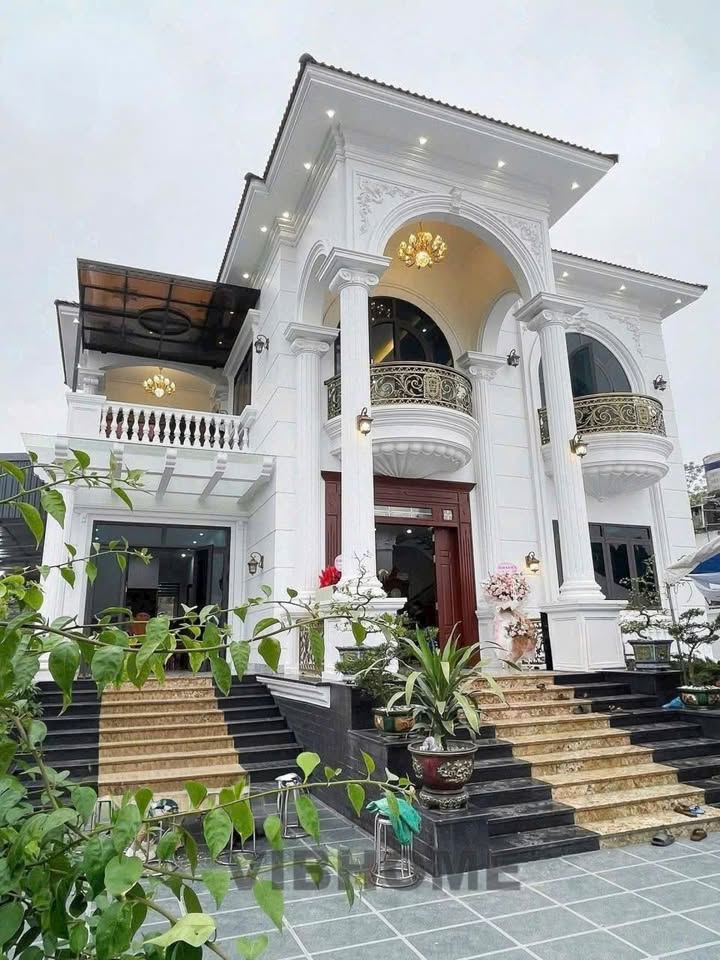 Biệt thự sân vườn phường Phú Tân, Bến Tre 1000m² giá 12.499 tỷ - Thiết kế tuyệt đẹp!