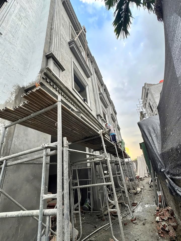 Dãy nhà phố Bùi Thị Tự Nhiên - Đông Hải - Hải An 43m² giá chỉ 2.8 tỷ - Sổ đỏ chính chủ!