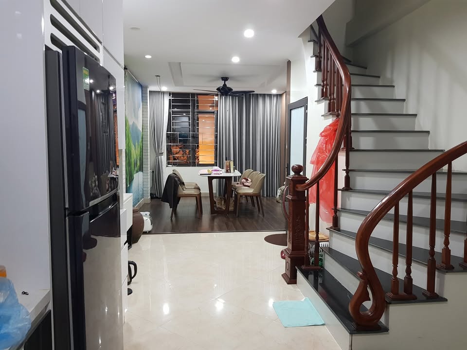 Nhà phố Thượng Đình, quận Thanh Xuân 48m² giá 5.2 tỷ - Đối diện Royal City, đầu tư sinh lời!