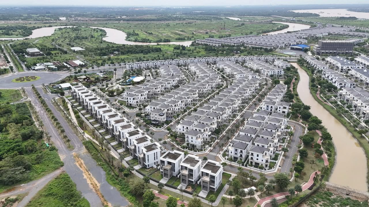 Biệt thự Grand Villa Aqua City 300m² giá 16.7 tỷ - Sở hữu lâu dài!