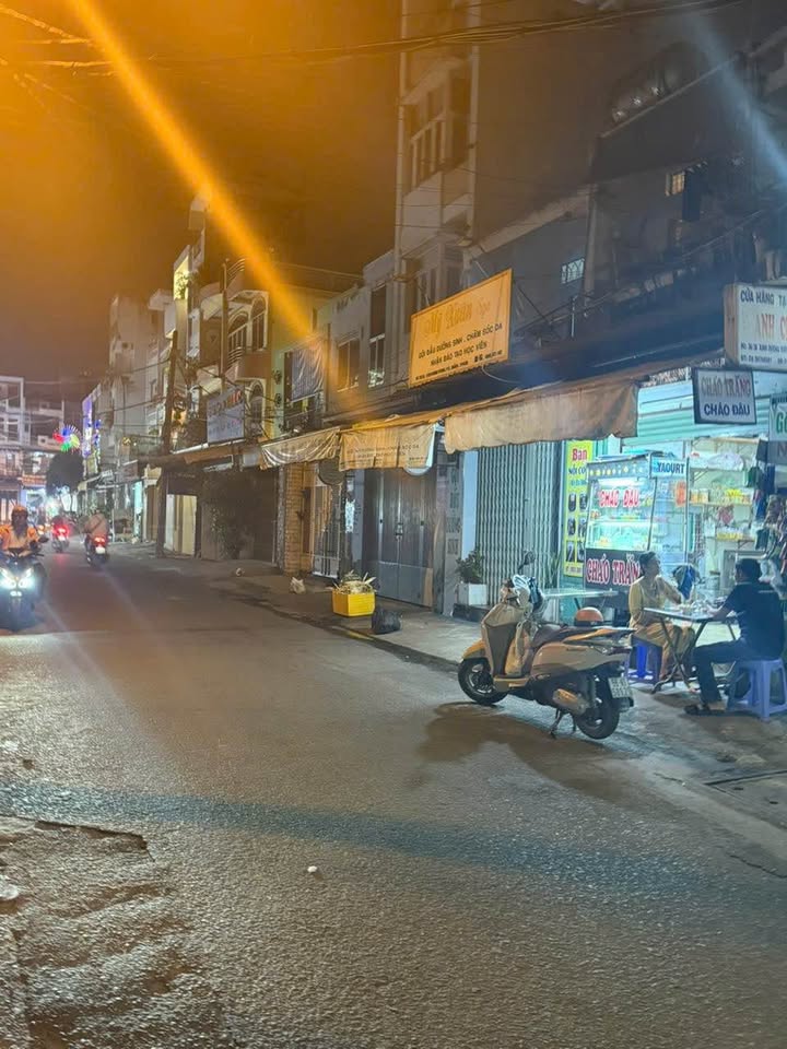 Nhà mặt tiền kinh doanh đường Kinh Dương Vương, Quận 6, 80m² giá 12.99 tỷ - Tiềm năng sinh lời cao!