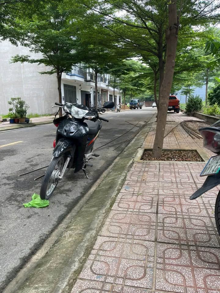 Bán căn nhà KDC An Phú 18, Thuận An 65m² - Nội thất cao cấp, sẵn sàng vào ở!