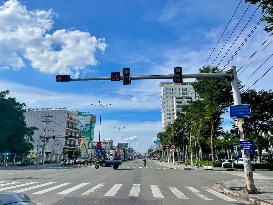 Cho thuê FrontHouse tại Đại Lộ Bình Dương, Thủ Dầu Một 432m² - Phù hợp văn phòng và phòng khám!