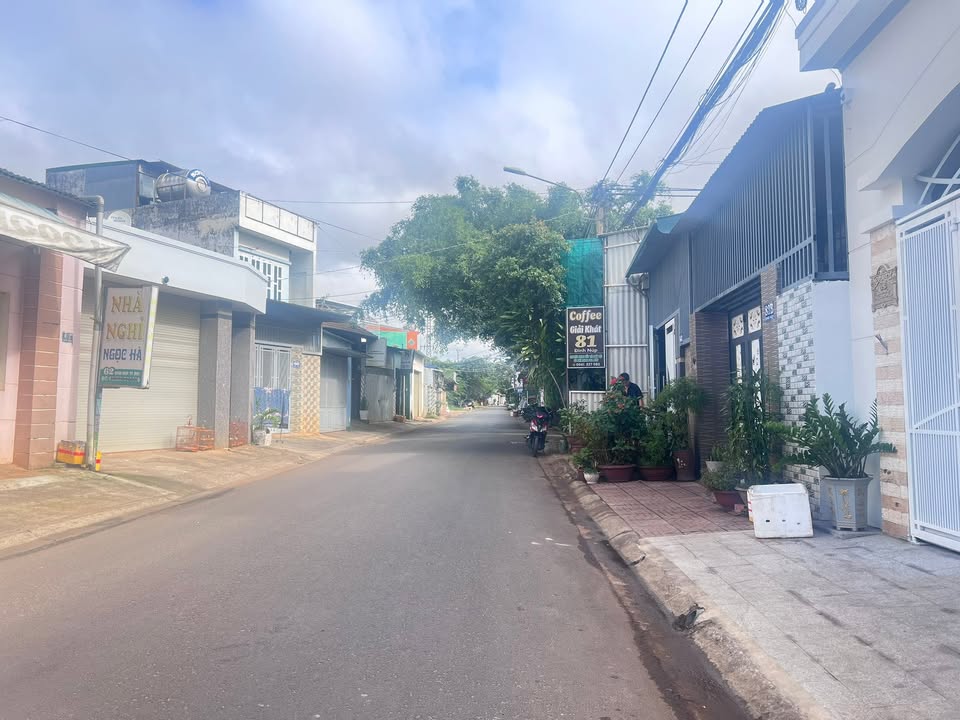 Nhà mặt tiền kinh doanh Đinh Núp, Tân Lập 100m² giá 5.25 tỷ - Giao dịch thuận lợi!
