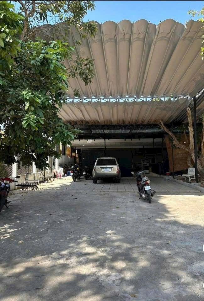 Xưởng giày dép 1.149m² tại Phú Hưng, Bến Tre - Giá chỉ 4,9 tỷ, cần bán gấp!