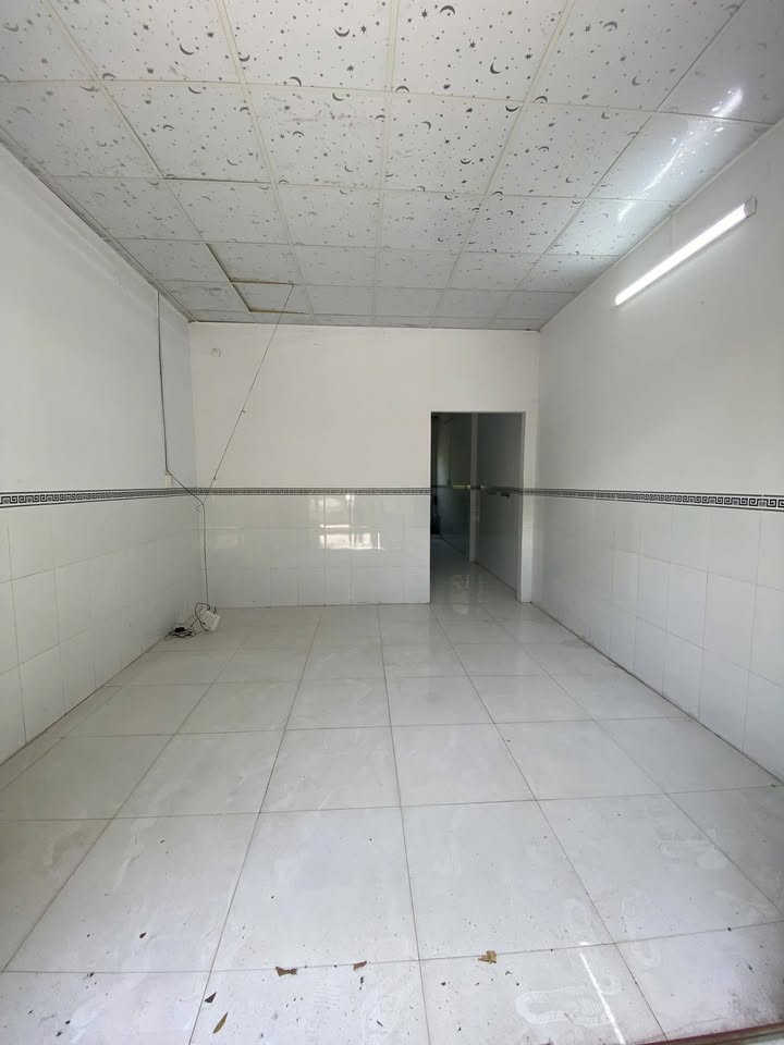 Cho thuê nhà hẻm ô tô Nguyễn Văn Linh, Sóc Trăng - Giá chỉ 3 triệu/tháng!