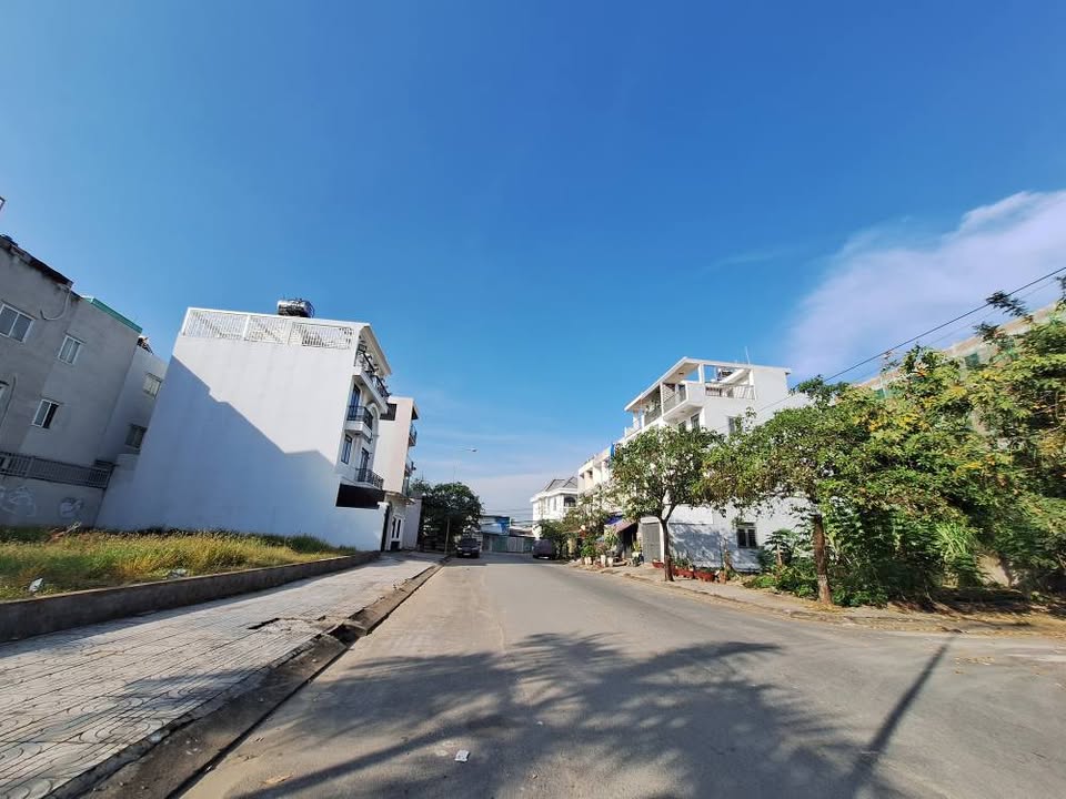 Đất nền KDC Đào Sư Tích, Nhà Bè 80m² giá 6.2 tỷ - Sổ hồng chính chủ, xây dựng tự do!