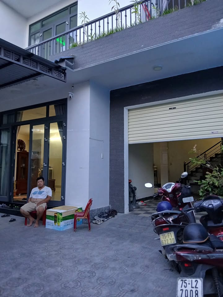 Nhà 3 tầng + Dãy trọ cho thuê tại phường Thủy Xuân - Chỉ 5 tỷ!