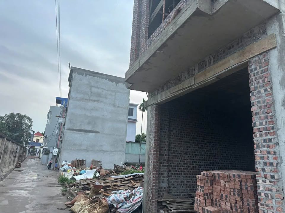 Căn hộ 49m² tại tổ 5, thị trấn An Dương - Giá 1.3 tỷ, ô tô vào tận đất!