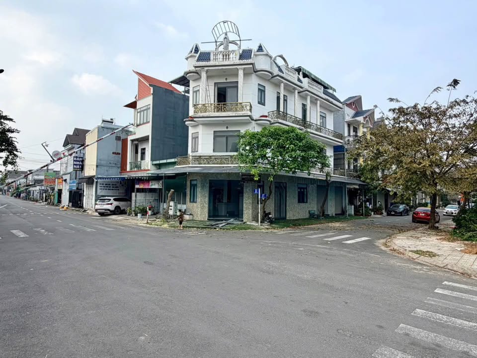 Nhà góc 2 mặt tiền đường Phan Đình Giót, 87m², giá 8.5 tỷ - Cơ hội đầu tư tuyệt vời!