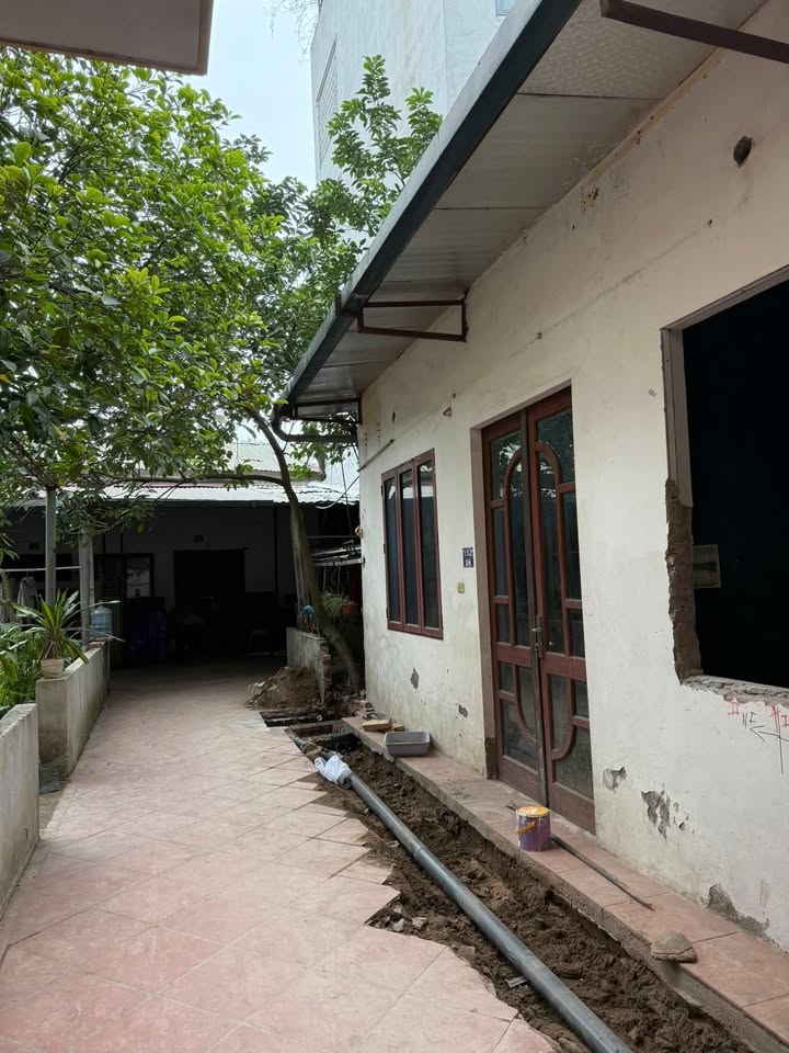 Nhà riêng Âu Cơ Tây Hồ 50m² giá 10.5 tỷ - Sổ đỏ chính chủ, giao dịch ngay!