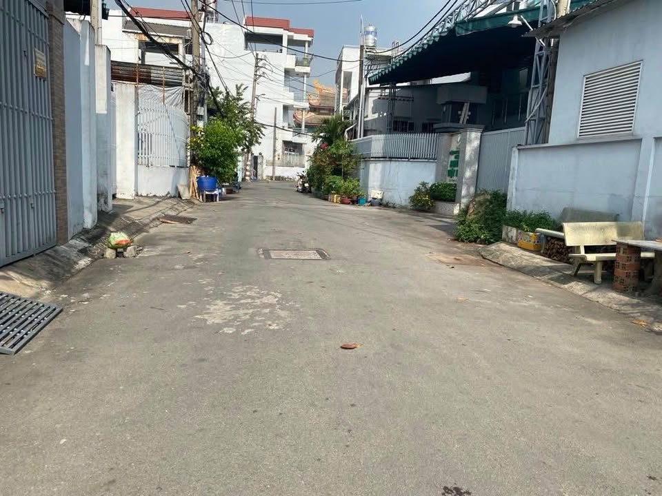 Nhà mặt tiền đường số 18, phường Linh Chiểu, Thủ Đức, 81m² giá 9.6 tỷ - Vị trí vàng cho kinh doanh!