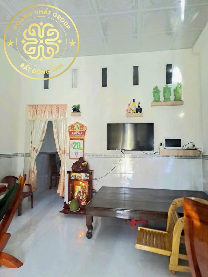 Nhà 1 trệt 1 lầu tại An Xuyên, Cà Mau 60m² giá 1.6 tỷ - Thiết kế hiện đại, tiện ích đầy đủ!