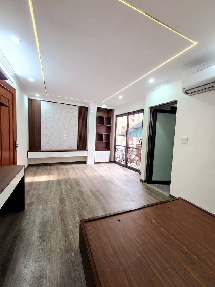 Nhà riêng Vĩnh Phúc Ba Đình 50m² giá 11.5 tỷ - Thiết kế hiện đại, đầy đủ nội thất!